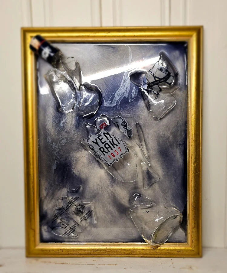 Frozen Echo - Broken Bottle Art