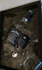 Old No. 7 Veggkunst - Broken Bottle Art