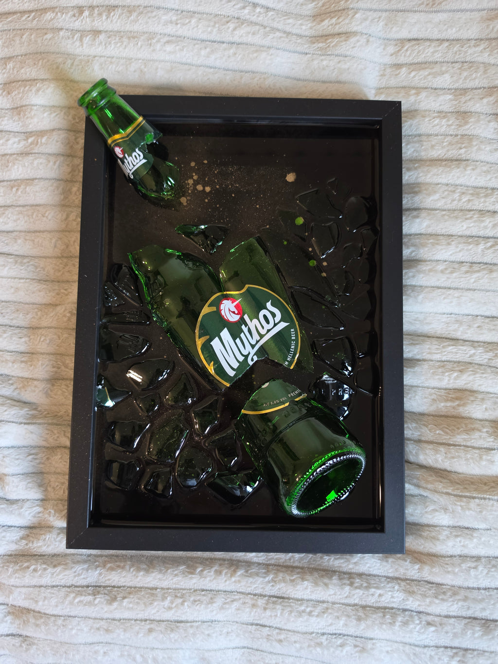 Mythos - Broken Bottle Art