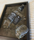 Old No. 7 Veggkunst - Broken Bottle Art