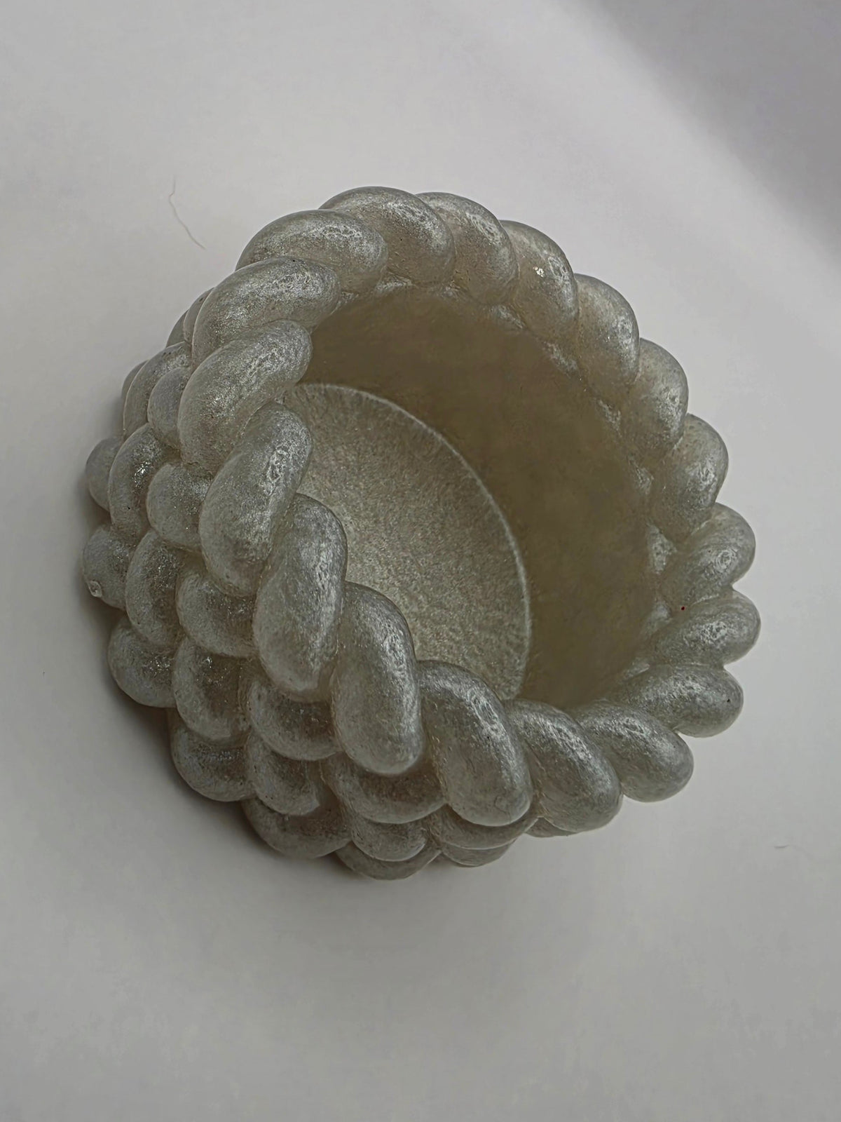 Telysholder flettet design hvit