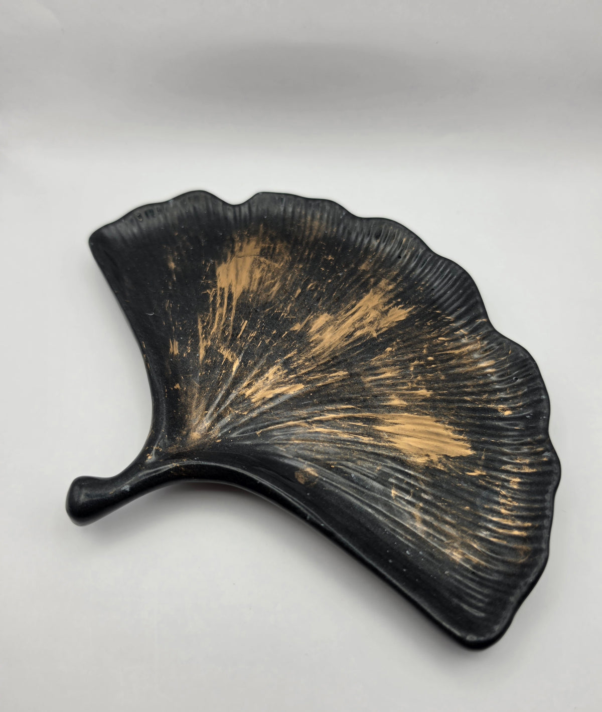 Dekorfat Ginkgo | Sort & Gull