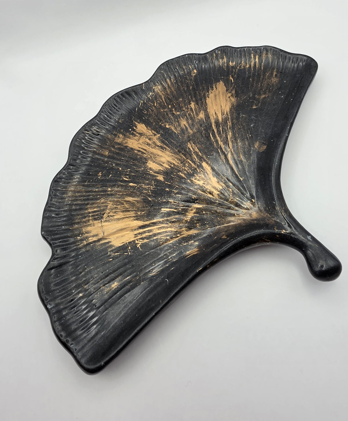 Dekorfat Ginkgo | Sort & Gull